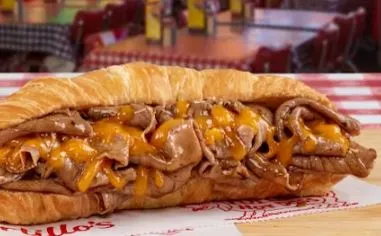 Beef & Cheddar Croissant